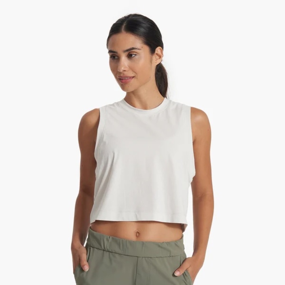 Vuori |  Feather Crop Tank - XS